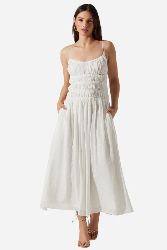 ASTR The Label Andrina Smocked Midi Dress in White Trendy Off-Shoulder Ruffle Midi Dress ASTR The Label Andrina Smocked Midi Dress in White Trendy Off-Shoulder Ruffle Midi Dress