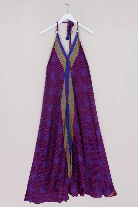 Athena Maxi Dress - Vintage Sari - Blueberry & Violet Tiles - M to L/XL Comfortable Pleated Maxi Dress Athena Maxi Dress - Vintage Sari - Blueberry & Violet Tiles - M to L/XL Comfortable Pleated Maxi Dress