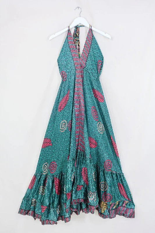 Blossom Halter-Neck Maxi Dress - Ruby & Basil Swirl - Free Size L Fashionable Sleeveless Maxi Dress Blossom Halter-Neck Maxi Dress - Ruby & Basil Swirl - Free Size L Fashionable Sleeveless Maxi Dress