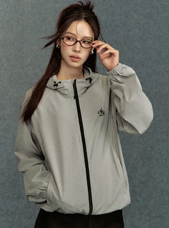Essential Hooded Windbreaker - Lightweight Full-Zip Jacket Jersey Jacket Tulle Jacket Batik Jacket Essential Hooded Windbreaker - Lightweight Full-Zip Jacket Jersey Jacket Tulle Jacket Batik Jacket