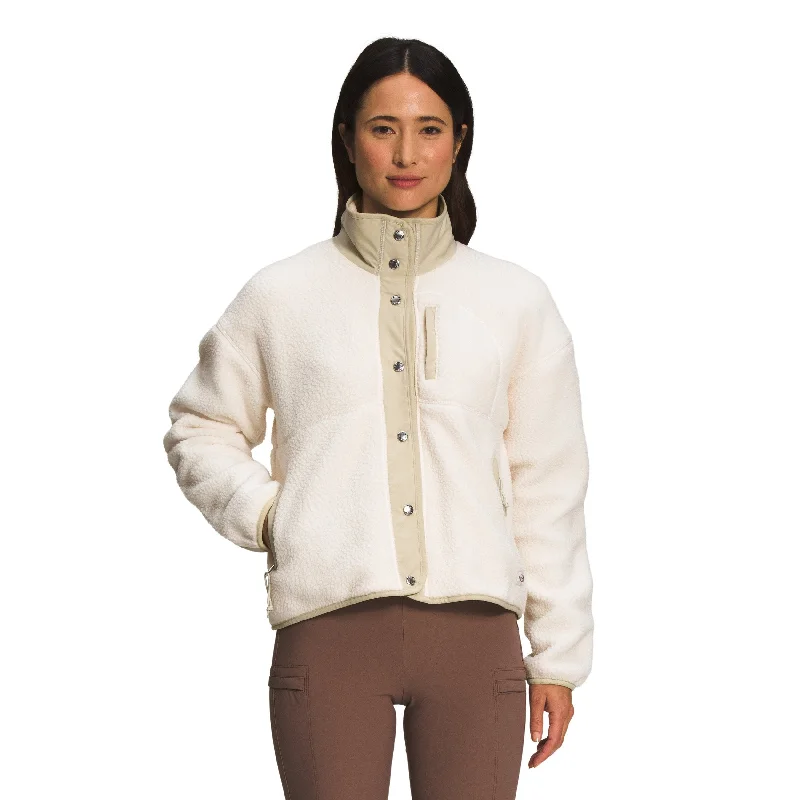 The North Face Women's Cragmont Fleece Jacket Ribbed Jacket Pleated Jacket Ruffled Jacket The North Face Women's Cragmont Fleece Jacket Ribbed Jacket Pleated Jacket Ruffled Jacket
