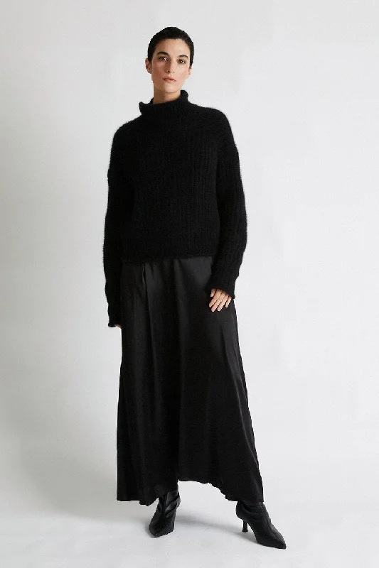 + Beryll Carole Cashmere Sweater | Black Rock