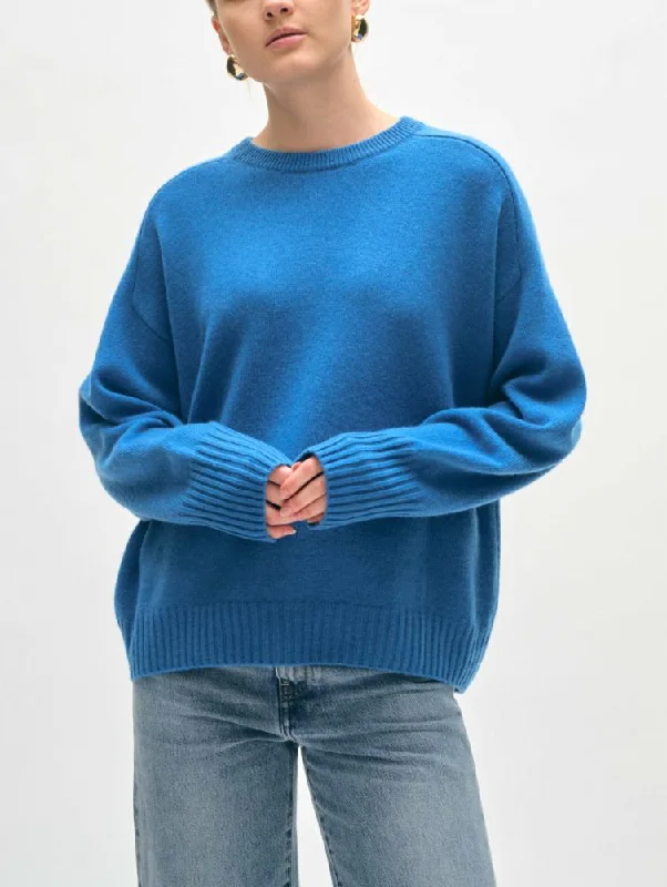 White + Warren - Cashmere Saddle Sleeve Crewneck Sweater in Blue Jean